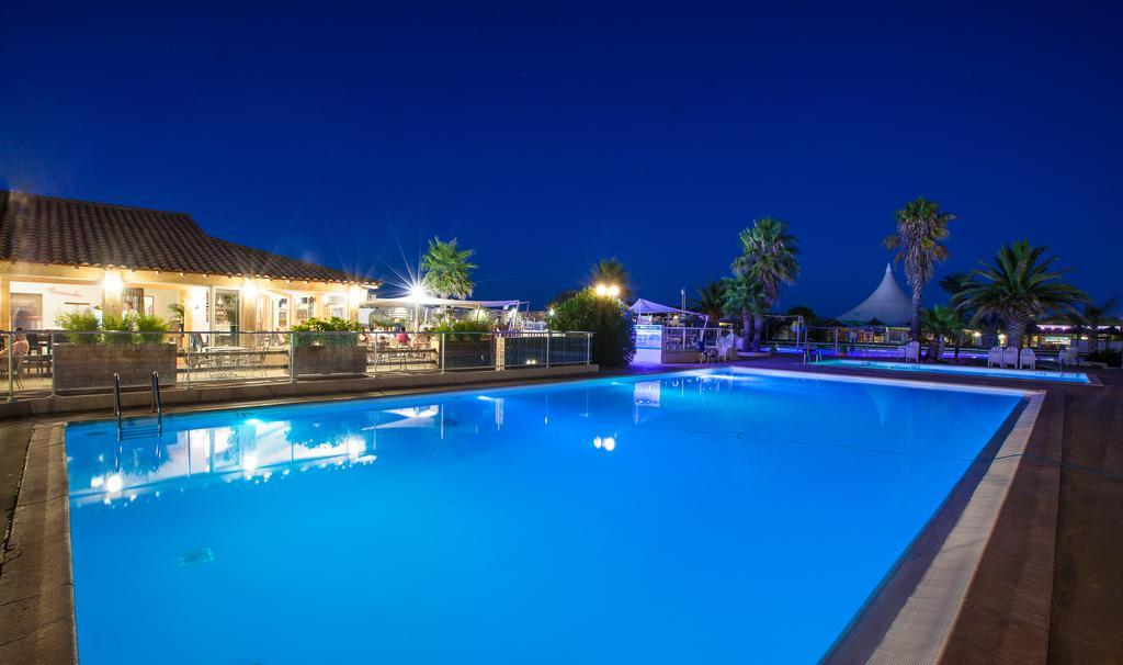 Village Club Domaine De L'Espagnac Agde Bagian luar foto